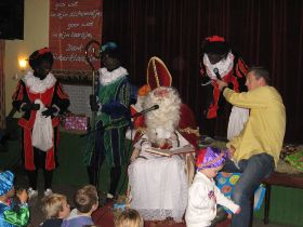 Vijver en sinterklaas 036.JPG